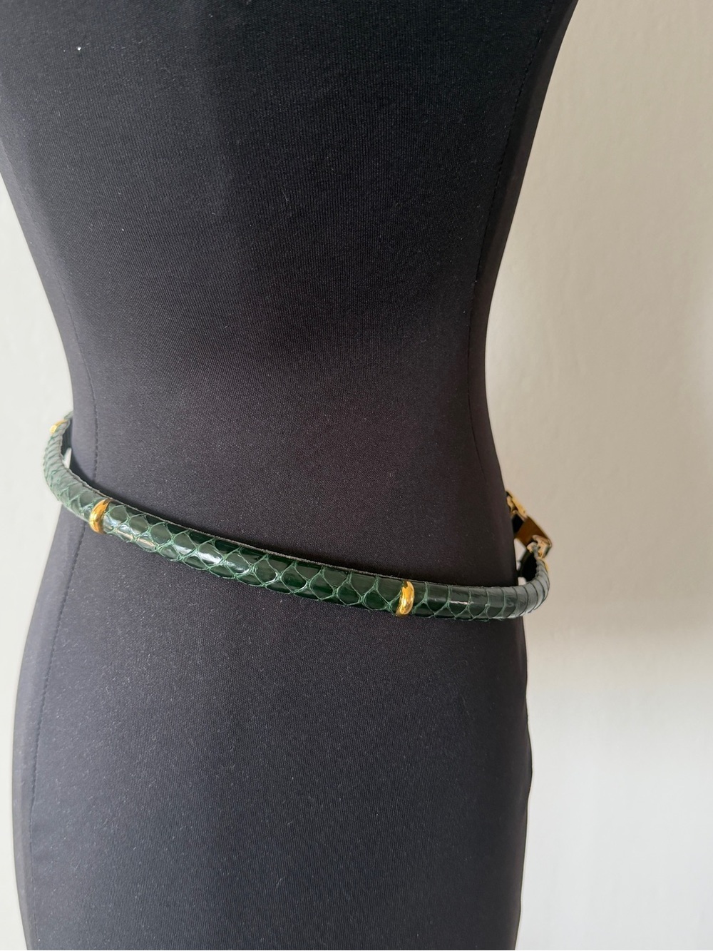 VINTAGE Lucienne & Depose 80s textured reptile skin pattern Belt - Picture 3 of 11